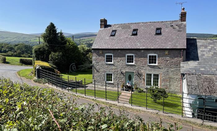 Bedlwyncoch Farmhouse Exterior
